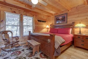 Huisje, meerdere bedden, hot tub, uitzicht op zwembad | 3 slaapkamers, gratis wifi