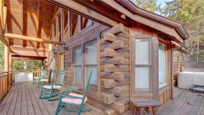 Cabaña, varias camas, hidromasaje, vista a la alberca | Balcón