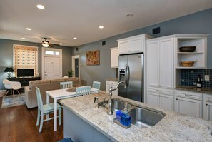 Apartment (1 Bedroom) | Private kitchen | Fridge, microwave, oven, stovetop