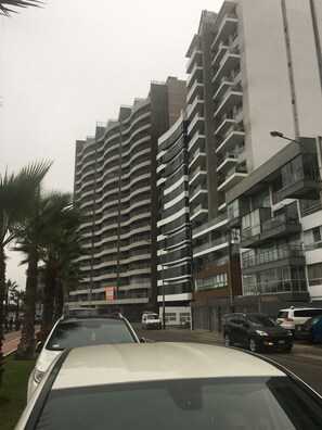 Parking - MASSIVE 7 BEDROOM MALECON DUPLEX PENTHOUSE (Urb Santa Cruz)