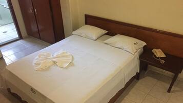 Wi-Fi de cortesia, roupa de cama