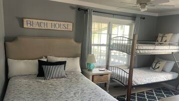 3 bedrooms, iron/ironing board, WiFi