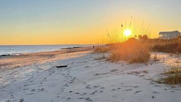 Beach nearby, beach towels