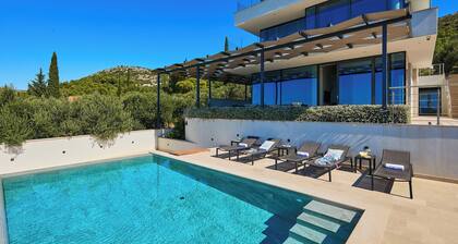 Hedera Estate, Villa Hedera XV