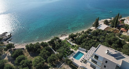 Hedera Estate, Villa Hedera XV