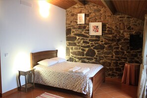 7 室のベッドルーム、WiFi (無料)