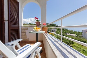 Apartment (3 Bedroom Apt with Sea View Terrace) | Balcony