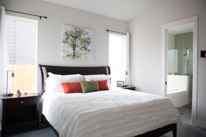 4 عدّة غرف نوم ومكتب ومكواة/لوح كي وواي فاي