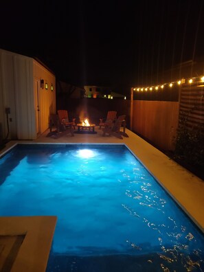 Piscine couverte, piscine extérieure