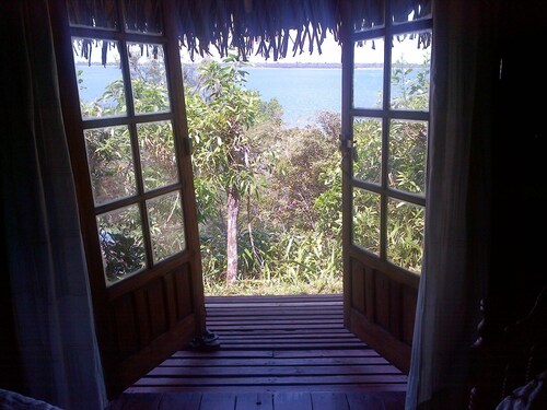 Les Acacias Bungalows Manambato