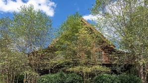 Property grounds - Longwalker Lodge, 3 Bedrooms, Hot Tub, Game Room, Sleeps 9 (Sevierville)