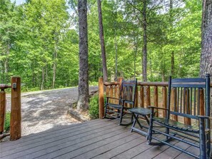 Balcony - Peaceful Mountain Gem, 1 Bedroom, Hot Tub, Wifi, Air Hockey, Sleeps 6 (Sevierville)