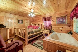Cabin, Multiple Beds, Private Pool, Mountain View | 6 bedrooms, free WiFi