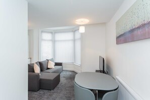 Appartement, salle de bains attenante (Peach Suite) | Bar lounge