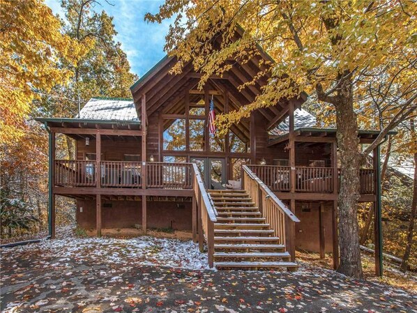 Exterior - Sunset Lodge, 3 Bedrooms, Hot Tub, Fireplace (Sevierville)