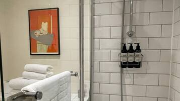 Suite, Ensuite | Bathroom