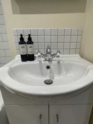 Suite, baño privado | 1 dormitorio