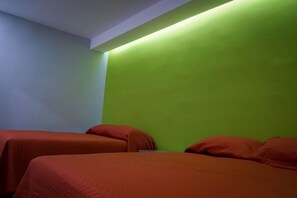 Double Room | Free WiFi, bed sheets - HC Express (Monterrey)