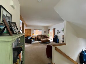 TV, fireplace - Summit County Get-A-Way (Dillon)
