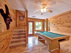 Cabin, 1 King Bed, Hot Tub, Mountain View | Game room