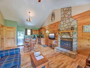 Cabin, 1 King Bed, Hot Tub, Mountain View | Living room | 42-inch TV with cable channels, fireplace