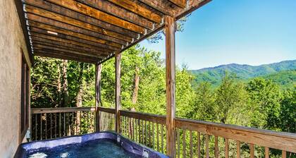 Majestic View, 1 Bedroom, Jetted Tub, Mountain View, Hot Tub, Sleeps 2