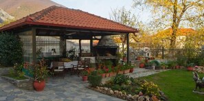 BBQ/picnic Area - Hotel Asteras (Almopia)