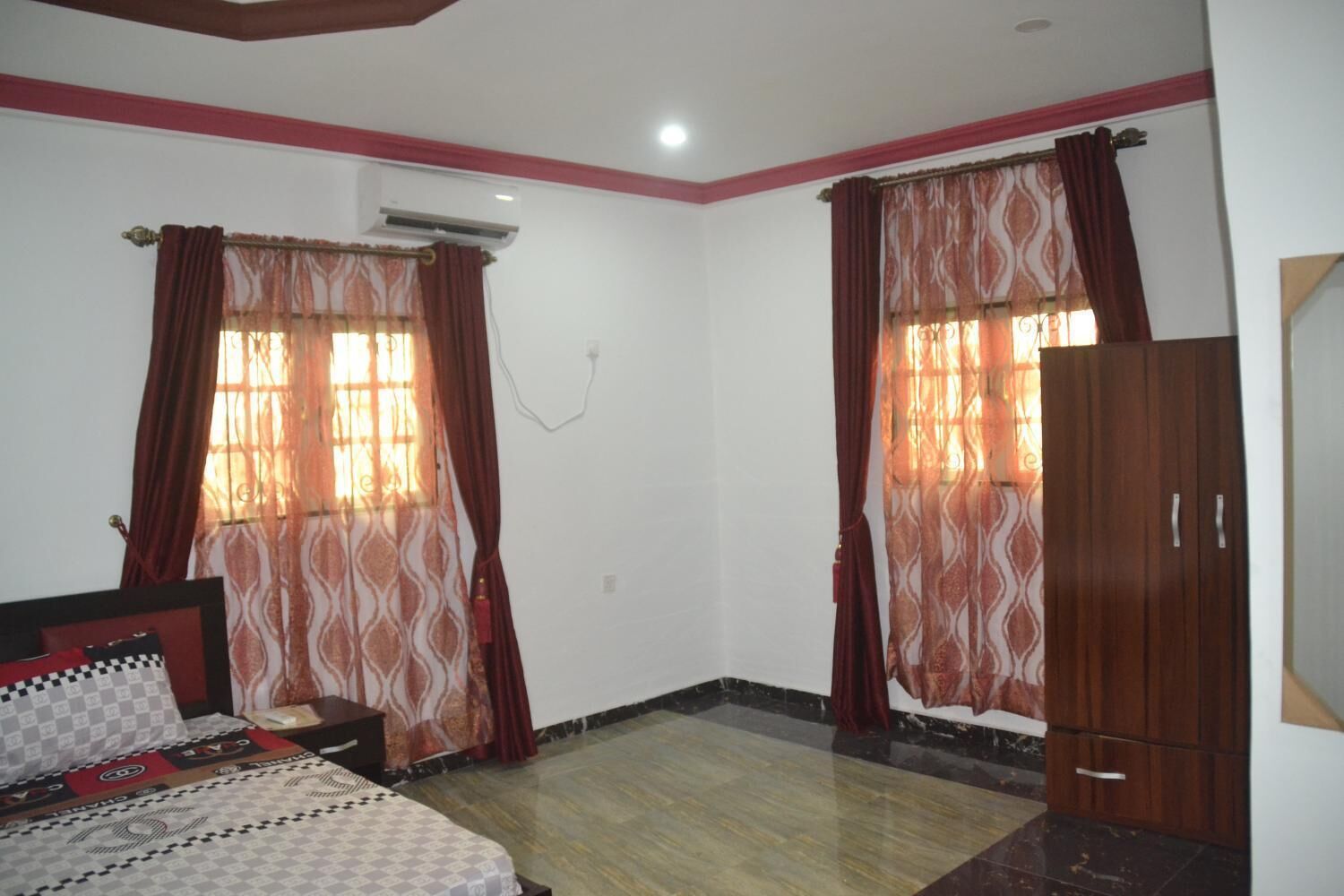 Desk, iron/ironing board, free WiFi, bed sheets