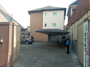 Parken ohne Service (kostenlos)