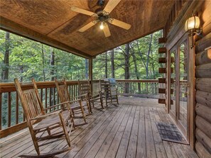 Cabin, Multiple Beds, Hot Tub, Mountain View | Balcony