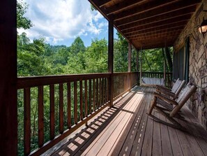 Cabin, Multiple Beds, Hot Tub, Mountain View | Balcony