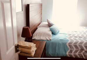 3 habitaciones, tabla de planchar con plancha y wifi gratis 