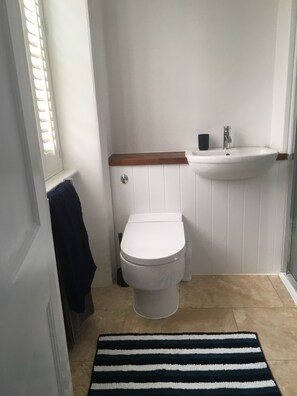 Bathroom - Belle Ville (St. Brelade)