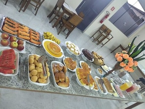 Free daily full breakfast