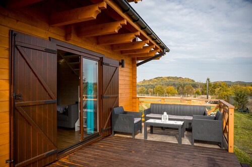 Na Dworosku - house with hot tub in heart of Jura, Golczowice, Poland