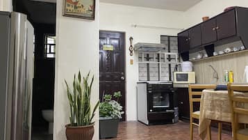 Fridge, microwave, stovetop, electric kettle