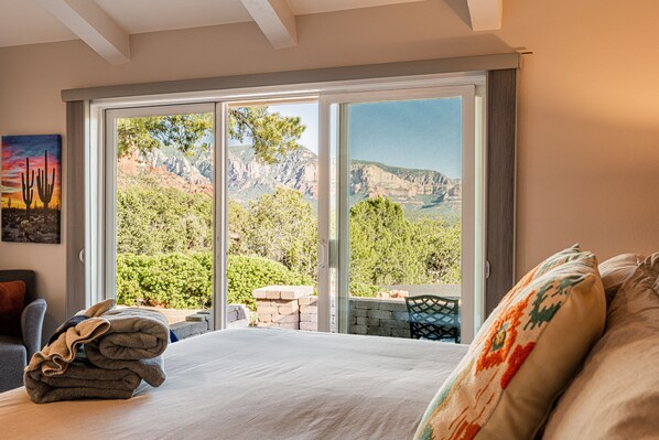 2 habitaciones, escritorio, cuna de viaje y wifi gratis