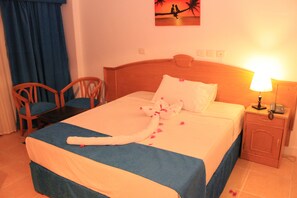 ห้องเพรสซิเดนเชียล | มินิบาร์, ตู้นิรภัยในห้องพัก, ห้องพักตกแต่งอย่างมีเอกลักษณ์, โต๊ะทำงาน