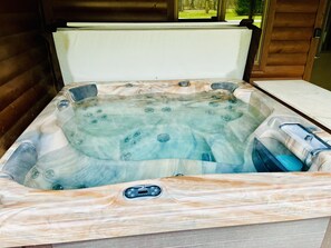 Tina de hidromasaje interior