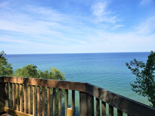 Family Lake Michigan Home North of Manistee