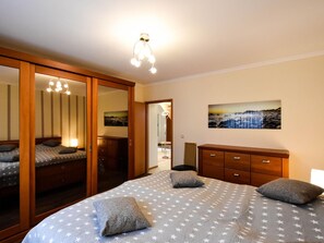 3 dormitorios y escritorio