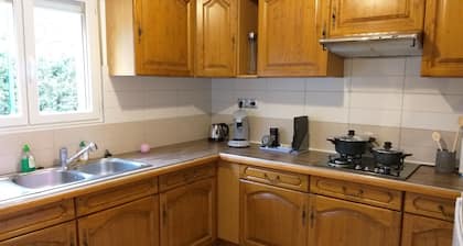 T4 apartment with garage, terrace and garden