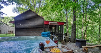 “Kuisti ja mänty” ei-niin pieni Pieni hirsimökki