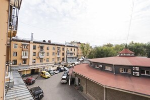 Exterior - Comfortable apartment in the "golden square" center (Almaly)