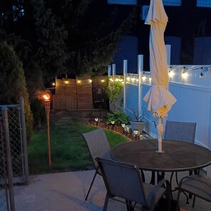 Outdoor dining