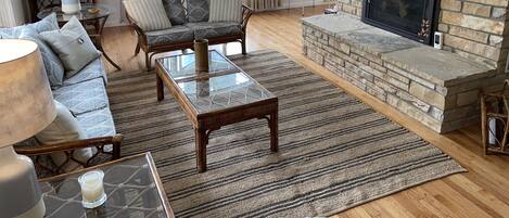 TV connectée, cheminée