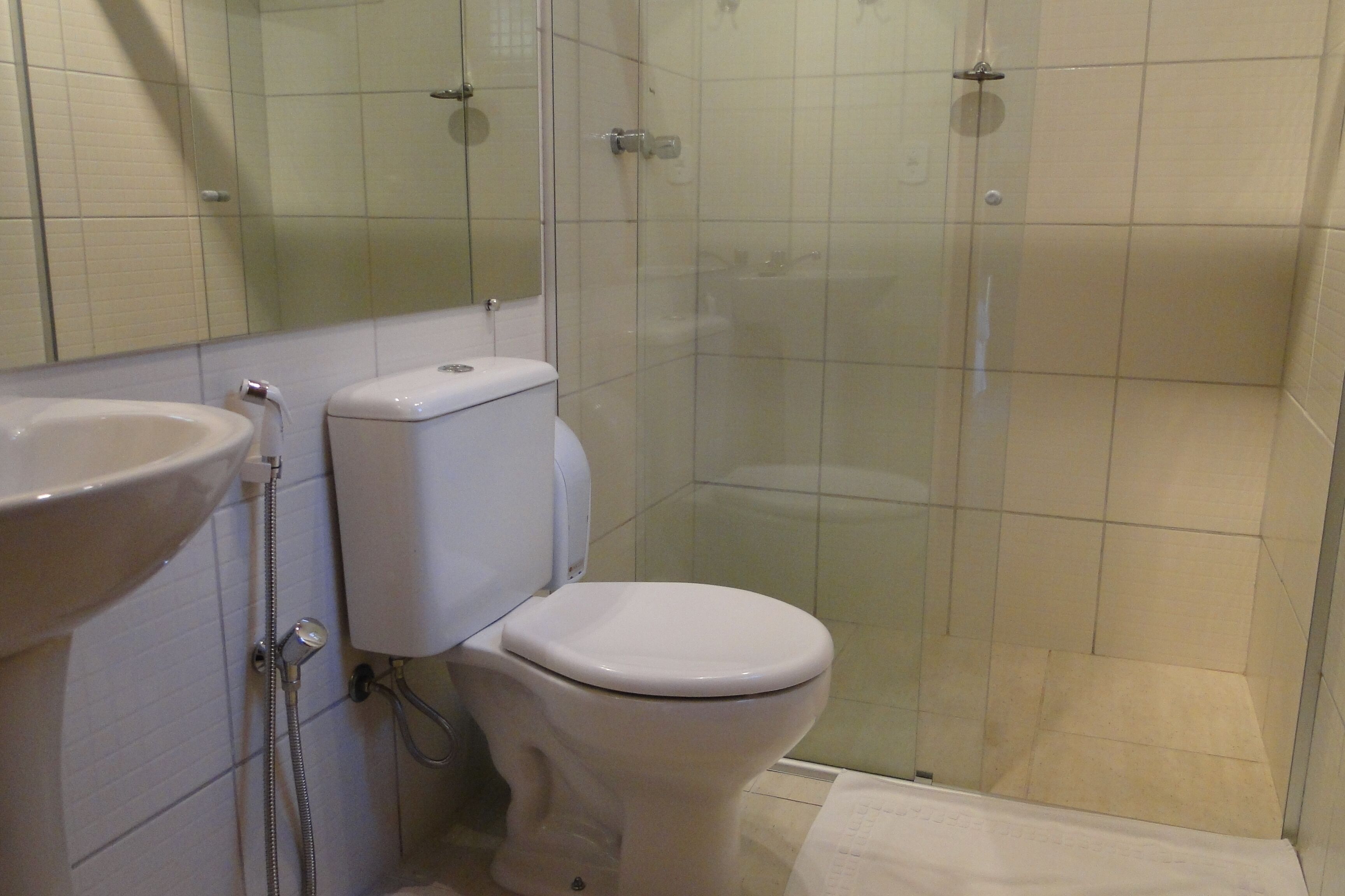 standard room, garden view | bathroom | shower, free toiletries, towels, soap