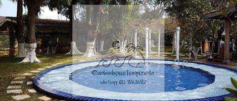 Piscina externa
