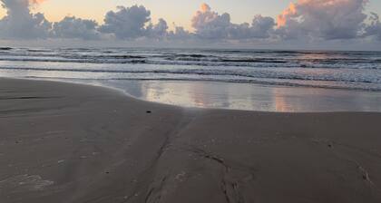 Beach Front Home with Outstanding Views - Just a quick walk to the ocean.