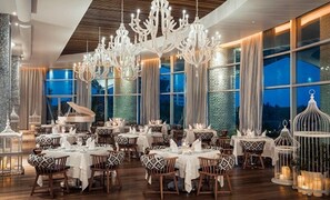 Dining - GRAND LUXXE TWO BEDROOM SUITE (Nuevo Vallarta)